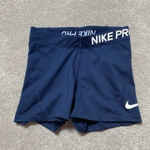 Nike Pro shorts blue XS 💰